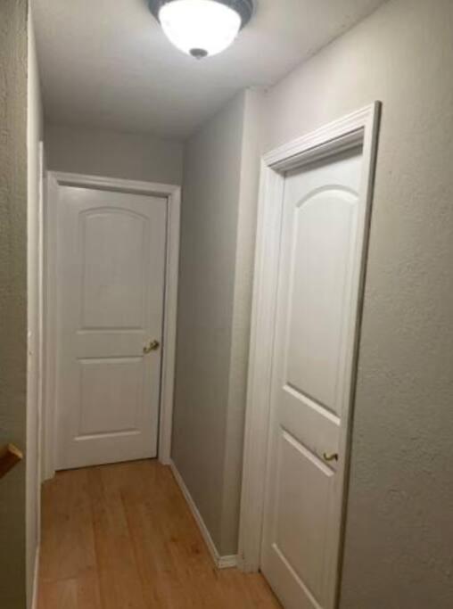 Great Getaway 2 Story Home! Harlingen Tx Eksteriør bilde